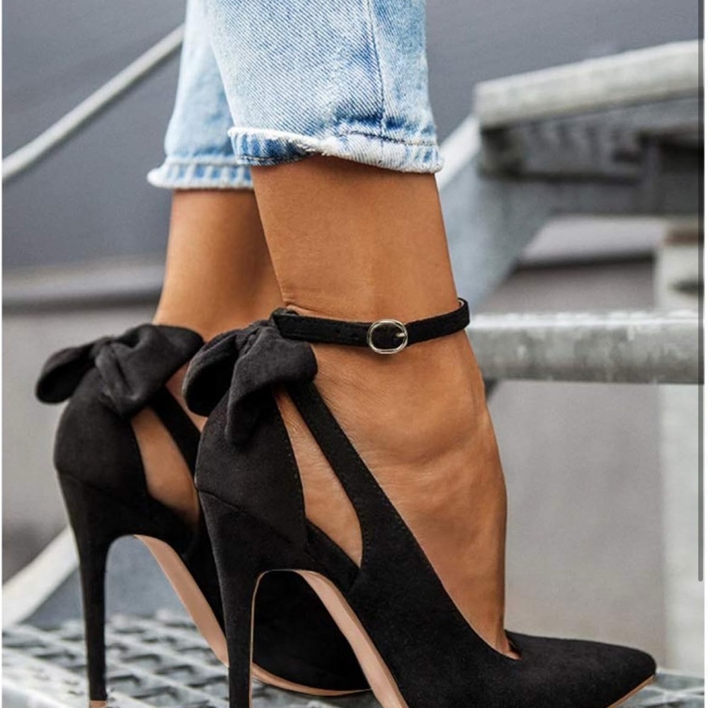 Elegant Black Bow Tie Stiletto Heels - Picture 6 of 7